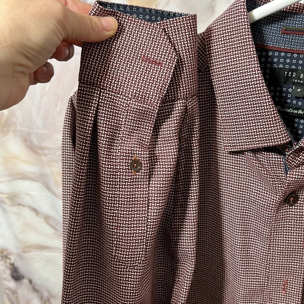 Mens Ted Baker London Long Sleeve Button Up Maroon and White Contrast Trim SZ 3 - Picture 3 of 11